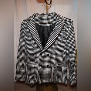Black and White Houndstooth Coat
